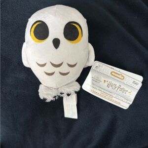 NWT Harry Potter Hedwig Plush Toy
